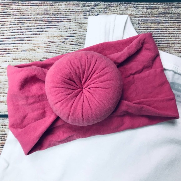 Calvin Klein 24M Skirt+Old Navy Tank+Bow - Picture 3 of 5